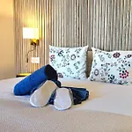 Seaview Retreat Torremolinos City Center, With Pool And Amazing Views By Namaste Elite