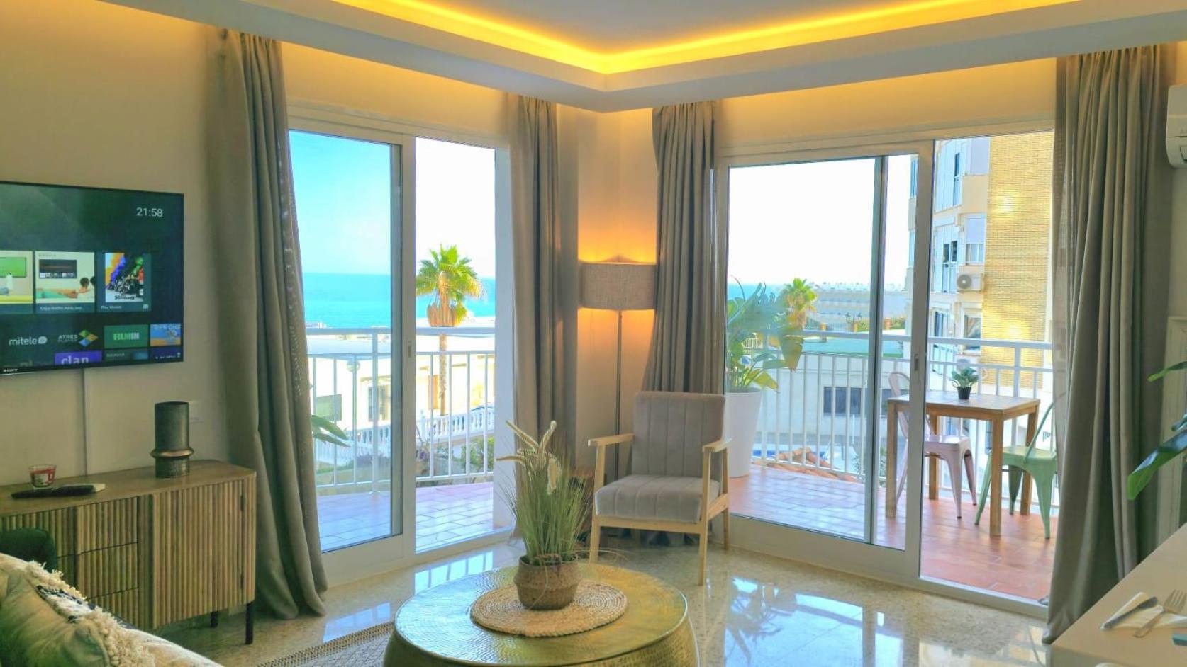 Apartment Seaview Retreat Center, With Pool And Amazing Views By Namaste Elite