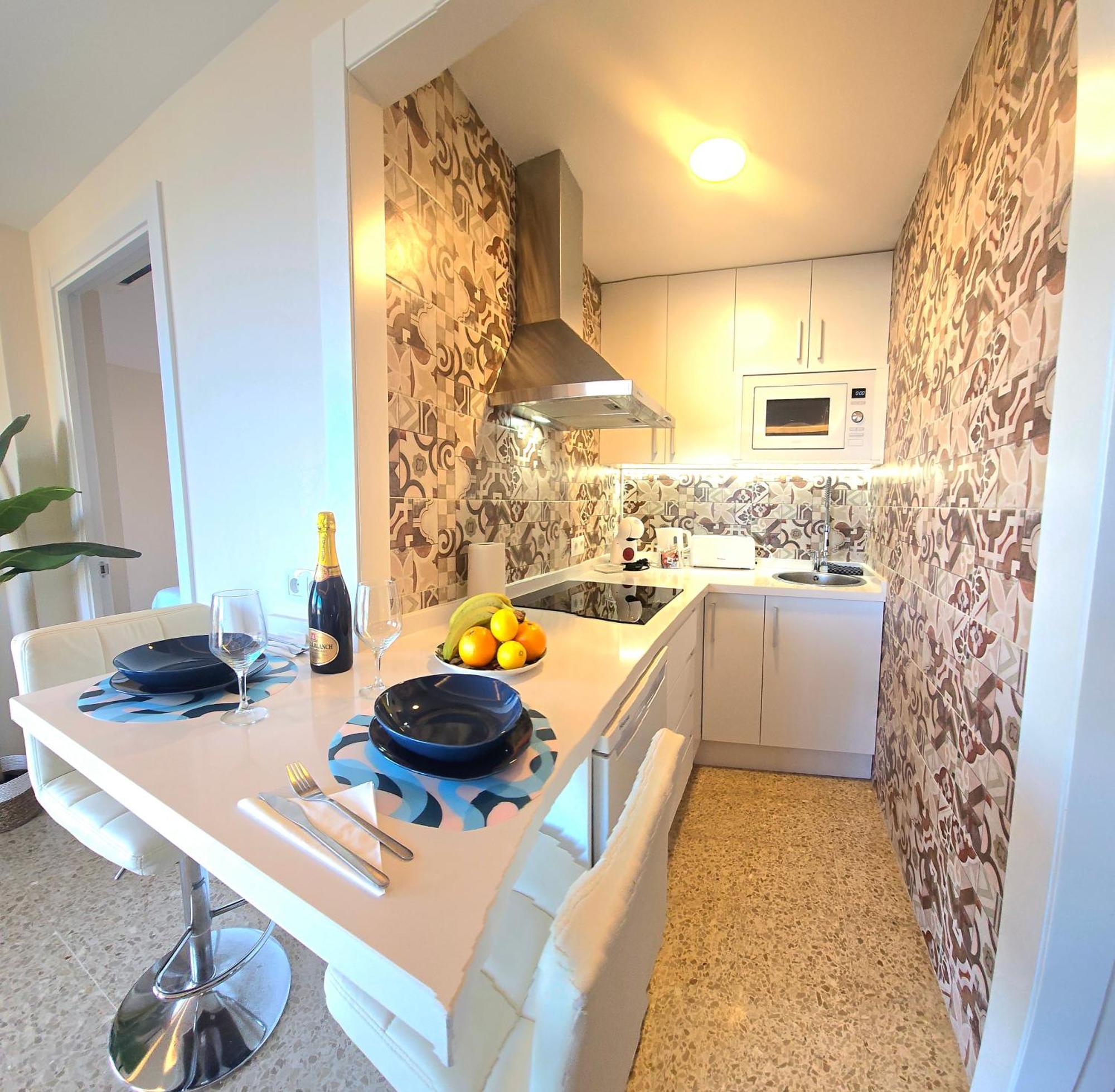 Seaview Retreat Center, With Pool And Amazing Views By Namaste Elite * Torremolinos